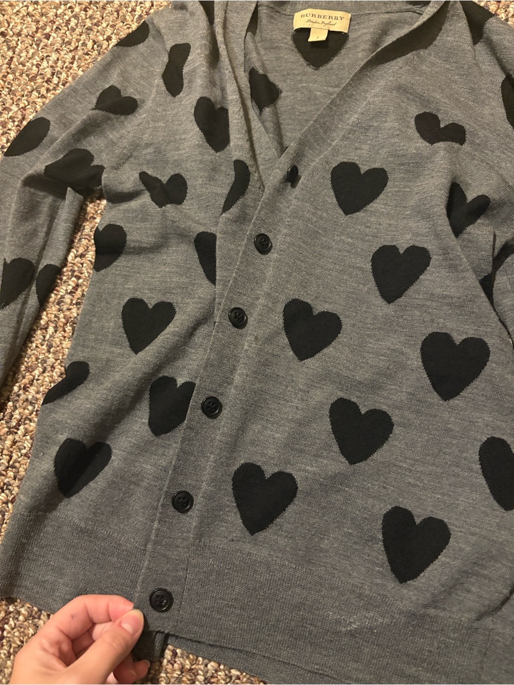 Burberry Merino Wool Graphic Print Heart Sweater Cardigan s - Picture 4 of 8